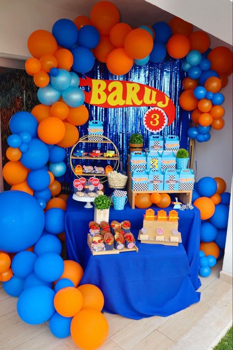 Hotwheels Candy bar ideas Party Hot Wheels Candy Table, Hot Wheels Birthday Party Ideas Diy, Bar Ideas Party, Hot Wheels Birthday Party Ideas, Candy Bar Ideas, Hot Wheels Themed Birthday Party, Hotwheels Birthday Party, Hot Wheels Party, Hot Wheels Birthday