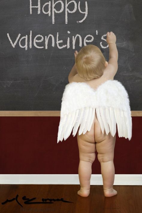 Baby Boy Valentine Pictures, Ideas For Baby Photoshoot, Valentines Baby Photoshoot, Valentines Baby Photos, Diy Newborn Photography, Diy Valentines Day, Valentine Photo Shoot, Toddler Photoshoot, Valentines Day Pictures