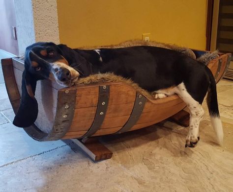 Barrel Dog House, Barrel Dog Bed, Reclaimed Decor, Dogs Bed, Whiskey Barrel Furniture, Barrel Projects, Diy Home Bar, Barrel Furniture, Wine Barrels