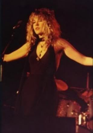 hottest pics of stevie? - Page 2 - The Ledge Stevie Nicks 70s, Stevie Nicks Concert, Stevie Nicks Style, Stephanie Lynn, Stevie Nicks Fleetwood Mac, Florence Welch, Debbie Harry, I'm With The Band, Hottest Pic