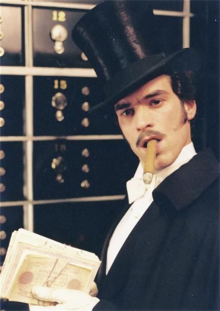 Romain Duris- Arsenio Lupin Arsen Lupin, Arsene Lupin, Moustache Party, Maurice Leblanc, Male Art Men, Kristin Scott Thomas, Lupin The Third, French Cinema, Costume Drama