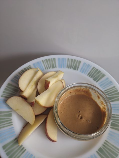 Cute After School Snacks, Late Night Study Snacks, Yummy After School Snacks, Aesthetic After School Snack, Apples And Peanut Butter Aesthetic, Small Snacks, After School Snacks, School Snacks, After School