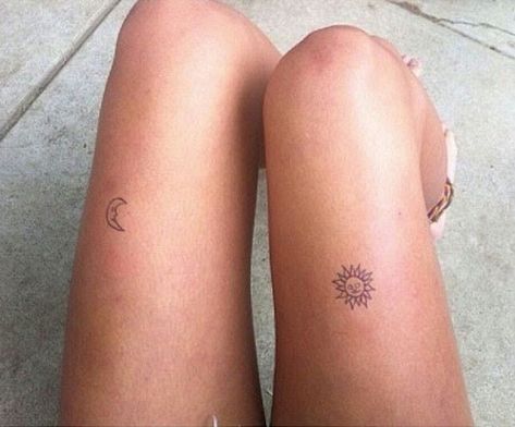 Tattoo Sonne, Stick Poke Tattoo, Sun Tattoo Designs, Moon Tattoos, Stick N Poke, Tasteful Tattoos, Stick N Poke Tattoo, Sun Tattoos, Poke Tattoo