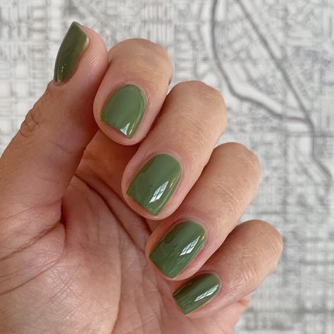 Tangerine Nail Polish, Spring Nail Colours, Lilac Nail Polish, Smart Nails, Pretty Nail Colors, Green Nail Polish, Nail Colour, Shine Nails, Spring Nail Colors