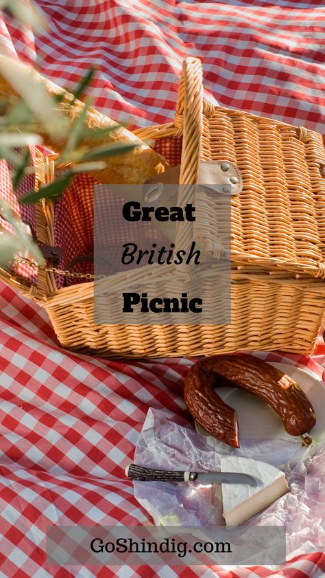 Traditional British Picnic Food and Drink Ideas. #picnicfoodideas #picnicfood #britishpicnic #picnicrecipes #traditionalpicnic #tea #pimms #drinks English Picnic, British Picnic, Family Picnic Foods, Picnic Menu, Picnic Table Covers, Picnic Dinner, Picnic Accessories, Picnic Inspiration, Picnic Essentials