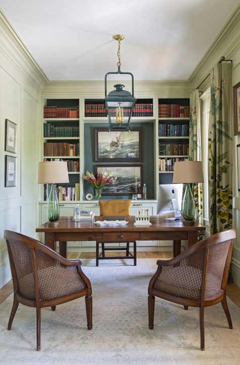 Traditional Home Office, Traditional Office, Casa Vintage, Small Home Office, Classic House, Home Office Design, Front Room, Home Staging, Decoration Design