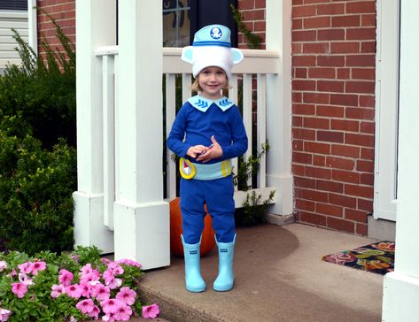 the cozy birdhouse: creature report Captain Barnacles Costume, Octonauts Costume, Captain Barnacles, Fleece Patterns, Blue Sweatpants, Halloween This Year, Fleece Hat, White Fleece, Group Halloween Costumes