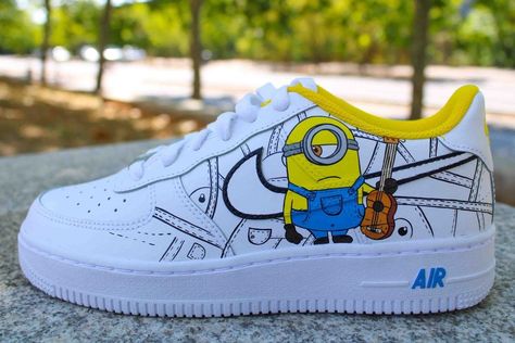 Trendy Trainers, Shoe Painting, The Minions, Anime Wedding, Unique Sneakers, Air Force 1 Custom, Custom Air Force 1, Leather Paint, Womens Wedding Shoes