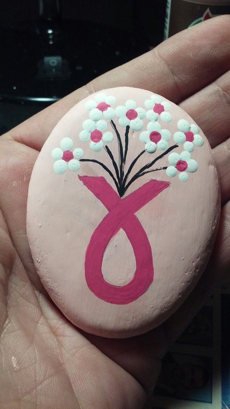 Simple Rock Painting Ideas, Simple Rock Painting, Garden For Beginners, Rock Painting Ideas, Painted Rocks Craft, Painted Rocks Diy, Rock Painting Ideas Easy, Rock Painting Patterns, Painting Rocks