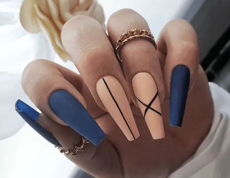 Nail Designs With Lines, Designs With Lines, Stylish Nails Designs, Beige Nails, Matte Nails Design, Her Nails, Classy Acrylic Nails, Long Acrylic Nails Coffin, Coffin Nails Designs