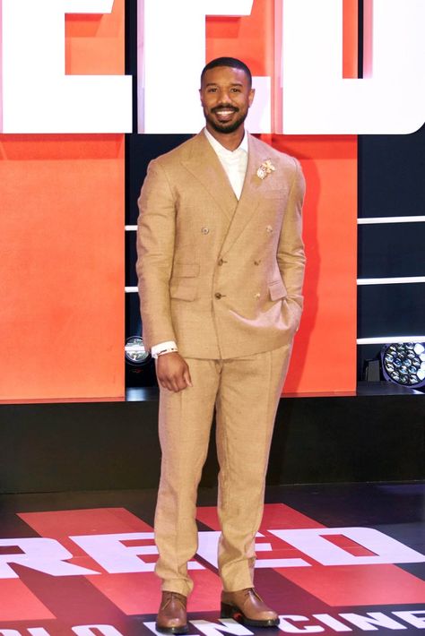 Michael B Jordan Suit Style, Black Mens Fashion Suits, Tie Photo, Michael Bakari Jordan, Louboutin Boots, Ralph Lauren Suits, Tan Suit, Jordan Outfit, Christian Louboutin Boots