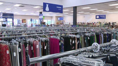 Addicted to thrifting? 15 Houston thrift stores worth your time, according to KPRC 2 viewers Longest Yard Sale, Richmond Texas, Thrift Store Shopping, Resale Store, Out Of The Closet, Health Screening, Resale Shops, Deck Plans, Sams Club