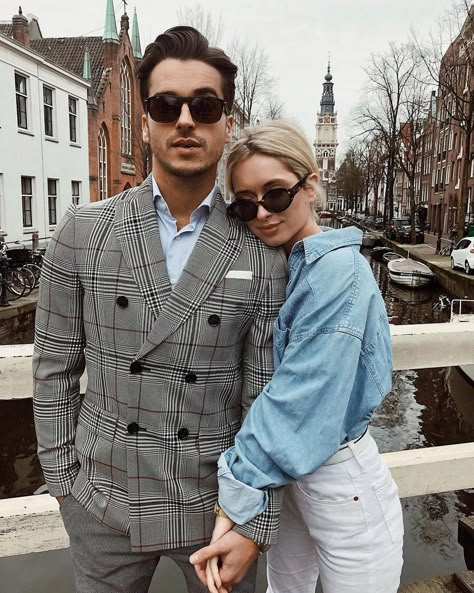 Stylish Couples, Romantic Boyfriend, Shiny Happy People, Romantic Photography, Couple Goal, Couple Texts, Couple Picture Poses, Boyfriend Goals, Prom Pictures