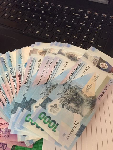 Philippine Money Aesthetic, Money Peso, Philippine Pesos Money, Money Philippines Pictures, Philippines Money Pictures, 10k Money, Philippine Money, Philippine Peso, Fake Photo Short Hair