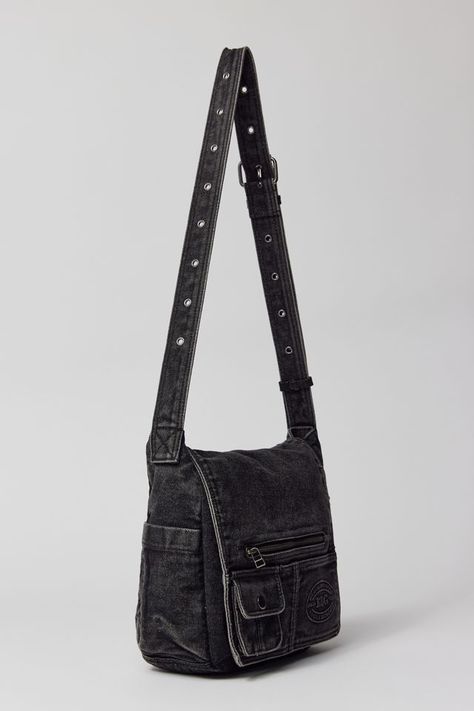 Essential messenger bag crafted from premium BDG denim. Low-profile silhouette with a pocketed flap closure. Lined interior with two pockets and plenty of space for your essentials. Complete with a zip pocket at the back for easy access, plus a water bottle pocket at the side. Finished with an adjustable strap - wear it on your shoulder or crossbody. Urban Outfitters exclusive. Features BDG denim messenger bag Washed soft denim with tons of storage Plenty of pockets inside and out Water bottle p Denim Messenger Bag, Messenger Bag Patterns, Urban Outfitters Bag, White Ferrari, Cute Crossbody Bags, Denim Bag, Black Crossbody, Dream Bedroom, Fit Inspo