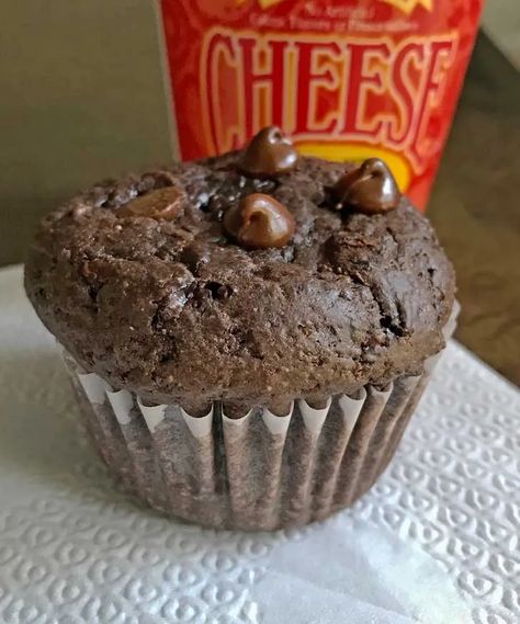 Ricotta Cupcakes, Chocolate Ricotta, Ricotta Muffins, Yummy Things To Bake, Muffins Chocolate, Double Chocolate Muffins, Bakers Chocolate, Cheese Scones, Ricotta Recipes