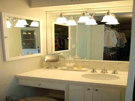 double vanity with makeup table - Google Search Bathroom Vanity With Makeup Area, Vanity With Makeup Area, Vanity With Makeup, Bathroom Makeup Vanity Ideas, Bathroom Vanities With Makeup Area, Guest Bathroom Design, Bathroom Makeup, Bathroom With Makeup Vanity, Makeup Area