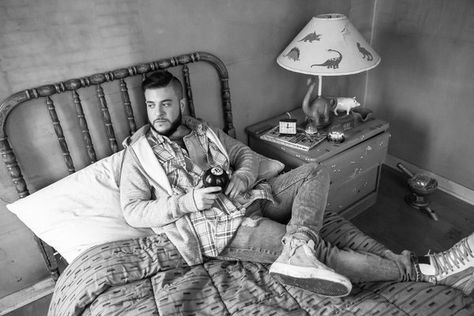 Ferras is 'Coming Back Around' to His Roots In New Video Stanley Kubrick Photography, Kubrick Photography, Dr Strangelove, Montgomery Clift, Bruce Weber, Clockwork Orange, Stanley Kubrick, Book Images, Abercrombie And Fitch