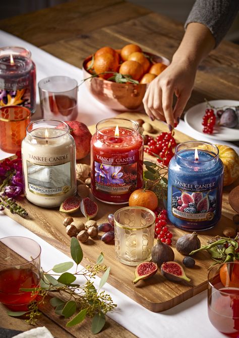 #YankeeCandle #FallinLove #Contest Yankee Candle Aesthetic, Yankee Candle Fall, Yankee Candle Scents, Sharing Platters, Bath Body Works Candles, Candle Store, Candle Aesthetic, Jar Candles, Fall Outdoor Decor