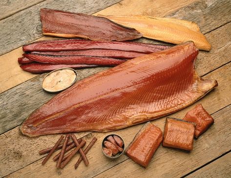 Smoked Halibut, Preserving Meat, Fish Meals, King Mackerel, Fish Smoker, Barbecue Smoker, Brine Recipe, Seafood Recipe, Smoked Meats