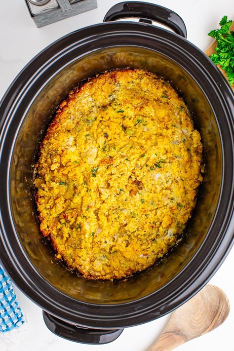 Crockpot Cornbread Dressing, Slow Cooker Cornbread, Crockpot Cornbread, Crockpot Dressing, Southern Cornbread Dressing, Cornbread Dressing Recipe, Cornbread Dressing Southern, Dressing Recipes Cornbread, Vegetarian Thanksgiving