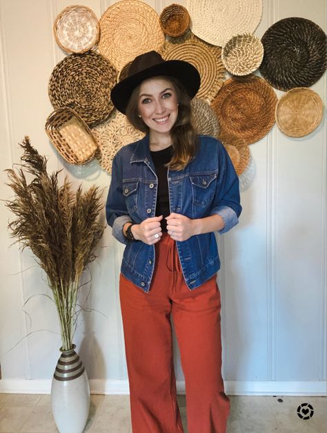 Rust Pants Outfit Fall, Rusty Orange Pants Outfit, How To Style Rust Colored Pants, Rust Courdoroy Pants Outfit, Pumpkin Color Pants Outfit, Dark Orange Pants Outfit, Rust Colored Corduroy Pants Outfit, Rust Cargo Pants Outfit, Rust Colored Flare Pants Outfit