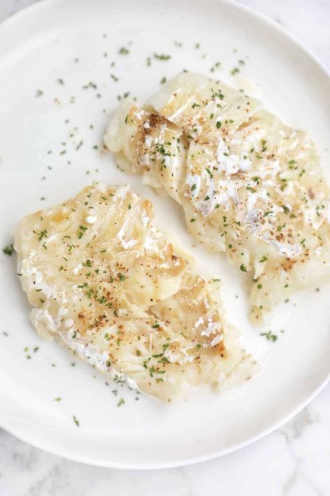 Instant Pot Fish (Frozen Cod, Halibut) | White Fish - Recipe Vibes Frozen Cod In Air Fryer, Cod In Air Fryer, How To Cook Flounder, Frozen Fish Recipes, Instant Pot Fish, Sole Recipes, Frozen Fish Fillets, Whole Fish Recipes, Frozen Tilapia