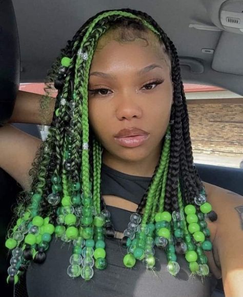 Green Beads Hairstyle, Short Knotless Braids With Beads Green, Cute Hairstyles Braids With Beads, Box Braids Short With Beads, Mid Length Knotless Braids With Beads, Black And Green Box Braids With Beads, Green Knotless Braids With Beads, Mid Length Box Braids With Beads, Split Color Knotless Braids