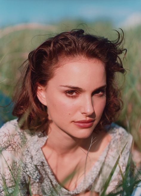 Natalie Portman #actress #portrait Natalie Portman Photoshoot, Mathilda Lando, Jean Reno, Liam Neeson, Ewan Mcgregor, Actrices Hollywood, Film Producer, Natalie Portman, 인물 사진