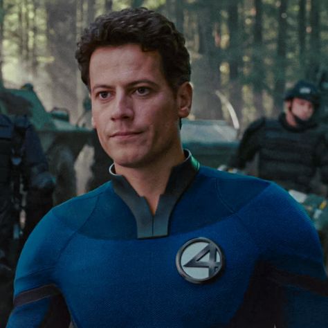 Fantastic Four Edit, Ioan Gruffudd Fantastic Four, The Thing Fantastic Four, Fantastic Four World's Greatest Heroes, Comic Pfp, Michael Chiklis, Mr Fantastic, Reed Richards, Fantastic Four Movie