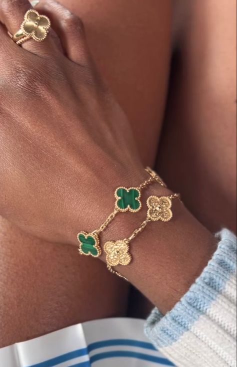 Can Cleef Gold Bracelet, Vca Bracelet, Gold Bracelet Van Cleef, Van Cleef Arpels Bracelet Green, Van Cleef Bracelet, Van Cleef And Arpels Bracelet Stack Mulyi Clovers, Van Cleef Arpels Vintage Alhambra Bracelet, Van Cleef Alhambra, Mood Jewelry