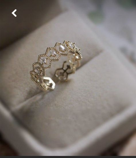 Vintage Rings Aesthetic, Real Rings, Vintage Jewelry Rings, Inexpensive Jewelry, Cute Engagement Rings, Rings Bands, Lace Ring, Lace Bands, Rings Vintage