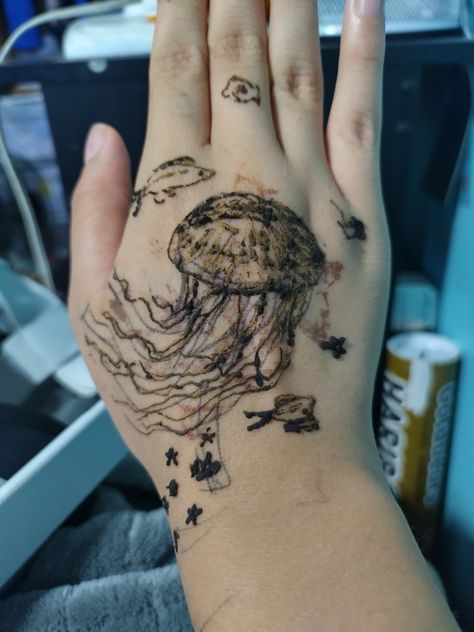 Jellyfish henna Henna Tattoo Designs Jellyfish, Henna Designs Hand, Henna Tattoo Designs, Henna Tattoo, Henna Designs, Jellyfish, Mehndi Designs, Tatting, Henna