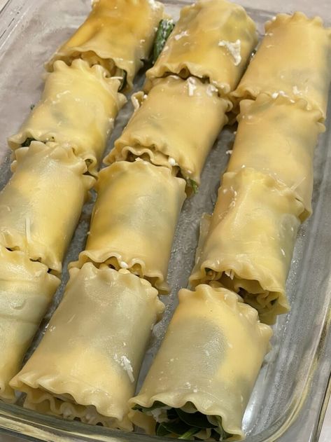 Lasagna Roll-ups - Rave About Food Freezer Lasagna Roll Ups, Pasta Roll Up Recipes, Lasagne Roll Ups Easy, Rolled Lasagna Recipe, Italian Sausage Pasta Sauce, Lasagna Recipe Roll Ups, Lasagne Roll Ups, Sausage Pasta Sauce, Lasagna Rolls Recipe