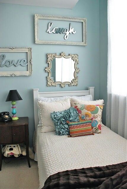 Framed words, be nice as a part of my photo wall Real Estat, Bedroom Decorating, Teen Room, Southern Style, My New Room, Small Apartments, Style Guide, New Room, Guest Bedroom