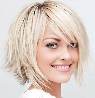 18 Different Bob Haircuts with Fringe ( Side and Front ) Shaggy Bob Haircut, Blonde Bob Haircut, Short Choppy Haircuts, Choppy Haircuts, Choppy Bob Haircuts, Shaggy Bob, Choppy Bob Hairstyles, Choppy Hair, Layered Bob Hairstyles