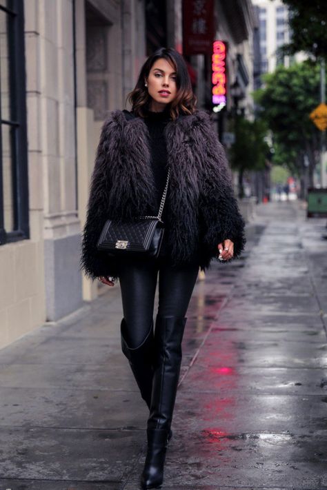 Over the Knee Boots Effortless Chic Outfits, Chic Clothing Style, Faux Fur Hooded Coat, Coat Outfit, Moda Chic, Coat Outfits, Fur Fashion, Effortless Chic, Mode Inspiration