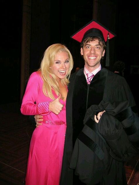 Christian Borle and Laura Bell Bundy as Emmett Forrest and Elle Woods in "Legally Blonde the Musical" on Broadway!! Legally Blonde Musical Outfits, Elle And Emmett Legally Blonde Musical, Elle Woods Musical, Elle And Emmett, Emmett Legally Blonde, Legally Blonde Broadway, Laura Bell Bundy, Legally Blonde The Musical, Happy Working