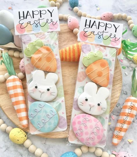 LaVidaDulce💕 (@lavidadulce307) | Instagram Personalized Easter Cookies, Mini Easter Cookies, Easter Cookies Decorated, Easter Sugar Cookies Decorated, Easter Egg Sugar Cookies, Easter Treat Box, Carrot Cookies, Cute Christmas Cookies, Easter Egg Cookies