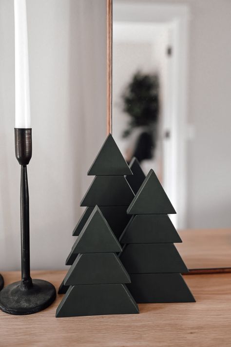 Green Wood Christmas Tree - Holiday Home Decor – OAK + IVY Wood Christmas Trees, Green Xmas, Aesthetic Neutral, Playful Decor, Minimal Christmas, Christmas Mini Sessions, Modern Christmas Decor, Summer Christmas, Simple Christmas Decor