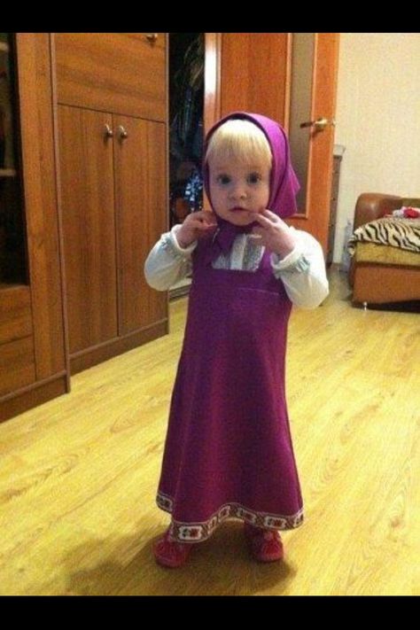 Russian Alenka Russian Party, Europe Summer Outfits, Childhood Aesthetic, Russian Clothing, Russian Humor, Childrens Dress, Old Dolls, Muslim Girls, Party Girls