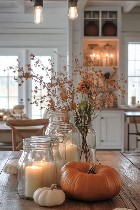 Fall Table Centerpieces, Fall Decor Inspiration, Fall Deco, Fall Thanksgiving Decor, Autumn Decorating, Farmhouse Fall Decor, Fall Halloween Decor, Decoration Inspiration, Farmhouse Fall