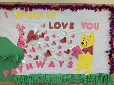 Floating hearts
3-D grass
Cutouts of Pooh and piglet Winnie The Pooh Valentines, Disney Bulletin Boards, Valentines Board, Valentines Day Bulletin Board, Teacher Bulletin Boards, Disney Valentines, Bulletin Board Decor, Board Decoration, Classroom Door