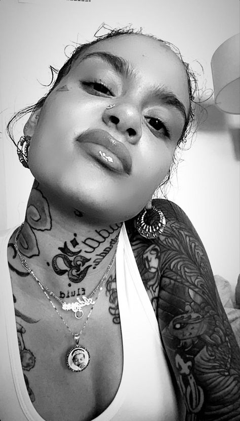 Kehlani Singer, Rnb Aesthetic, Kehlani Parrish, Wrist Tattoo Designs, Tattoo Fails, Just Ink, Minimalist Tattoos, Pretty Ppl, Wrist Tattoo