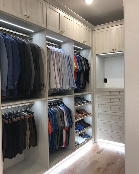 Narrow closet? From clever storage ideas to personalized design, we've got you covered! Upgrade your organization game today. It all starts with a FREE consultation! Call 888-336-9707 or schedule online at bit.ly/CCConsultRequest 🎉 Limited-Time #Promotions available. Ask for details! Visit our showroom 📍 130 E. Lancaster Ave. Wayne, PA 19087 Open Monday-Friday 11am-5:30pm and Saturday 11am-3pm Additional hours by appointment 📍 Lewes, DE OPENING SOON! #Follow us for updates on our grand openin... Grand Opening Design, Narrow Closet, Clever Storage Ideas, Master Closet Design, Men's Closet, Attic Closet, Boys Closet, Closet Renovation, California Closets