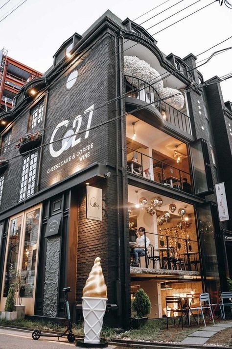 Asia Aesthetic, Houses On Wheels, Aesthetic Cottage Core, Cafe Exterior, Kitchen Cottage, Cottage Interior Design, Seoul City, Korean Cafe, Yoo Taeyang