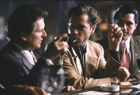 Ray Liotta Goodfellas, Táxi Driver, Goodfellas Movie, Goodfellas 1990, Don Corleone, Ray Liotta, Gangster Movies, Casino Movie, Wise Guys