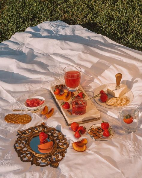 Elevating your picnics with our #blossomjellies 🌸⁠ ⁠ #picnicaesthetic #picnic #charcuterie #lightacademia #womenowned #flowerjelly Outside Picnic, Picnic Inspiration, Picnic Essentials, Picnic Date, Perfect Picnic, Picnic Food, Picnic Foods, Picnic Party, Pink Summer