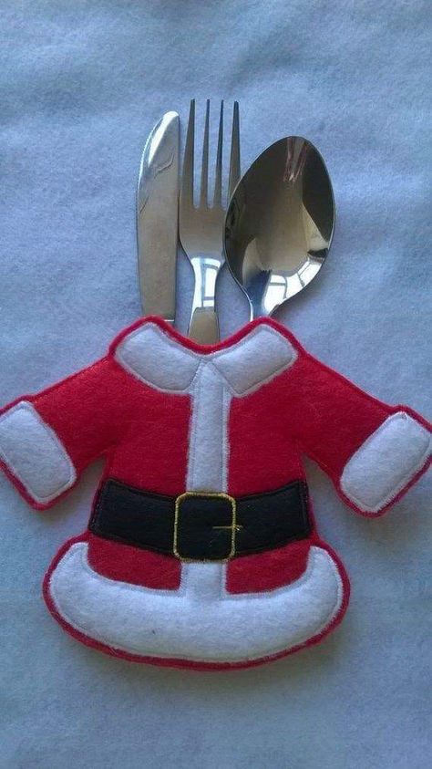 Christmas Silverware Holder, Christmas Cutlery, Baby Mobil, Disney Christmas Ornaments, Silverware Holder, Christmas Tablescape, Cutlery Holder, Navidad Christmas, Felt Christmas Ornaments