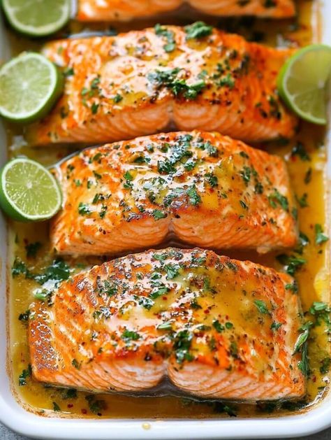 Baked Honey Lime Garlic Butter Salmon 1 Honey Lime Garlic Butter Salmon, Salmon Lime Recipes, Lime Salmon Recipes, Simple Clean Meals, Dorm Recipes, Baked Green Beans, Beverage Ideas, Garlic Butter Salmon, Lime Salmon